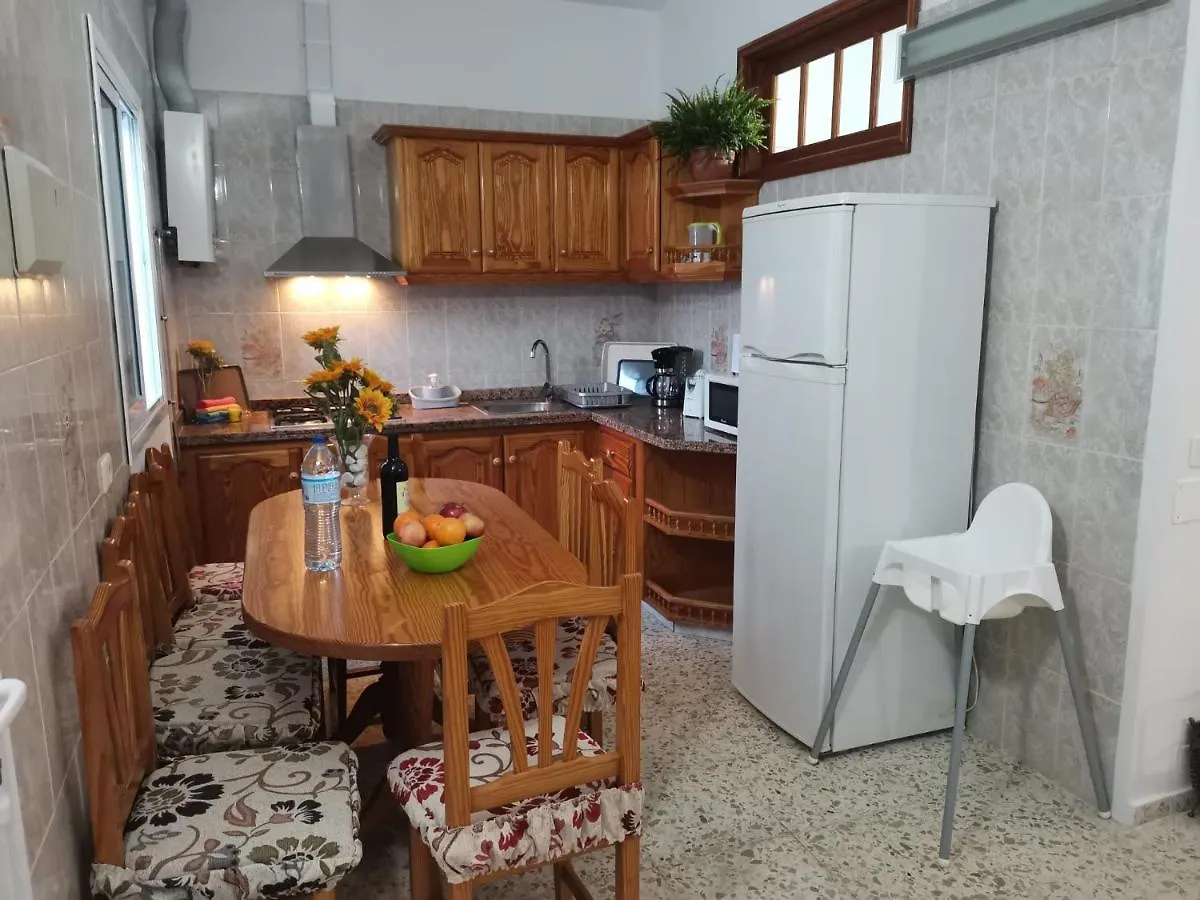 Dom wakacyjny Chalet Con Jacuzzi Climatizado, Barbacoa Y Cerca De La Playa Abades