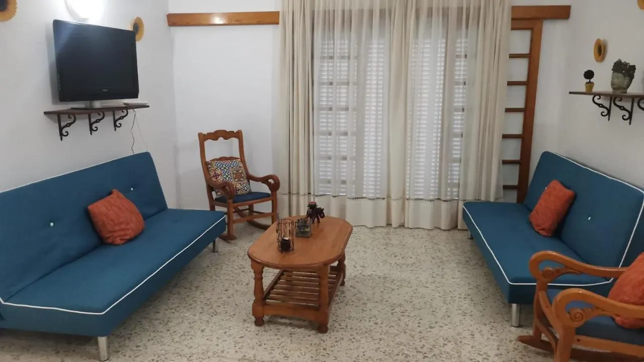 Casa vacanze Chalet Con Jacuzzi Climatizado, Barbacoa Y Cerca De La Playa Abades